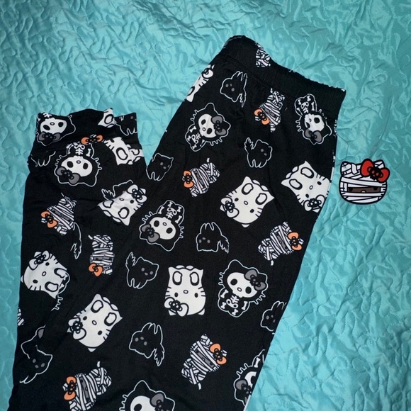 Hello Kitty Halloween Pajama Pants HALLOWEEN SKELETON GHOST mummy Sanrio Rare - Picture 3 of 4